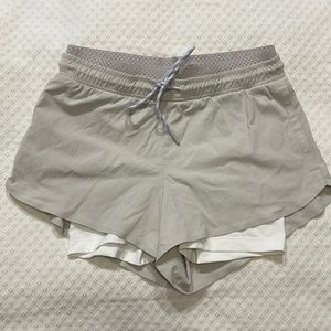 Athleta - Crest 2 in 1 Shortie - Grey + White - Size 0